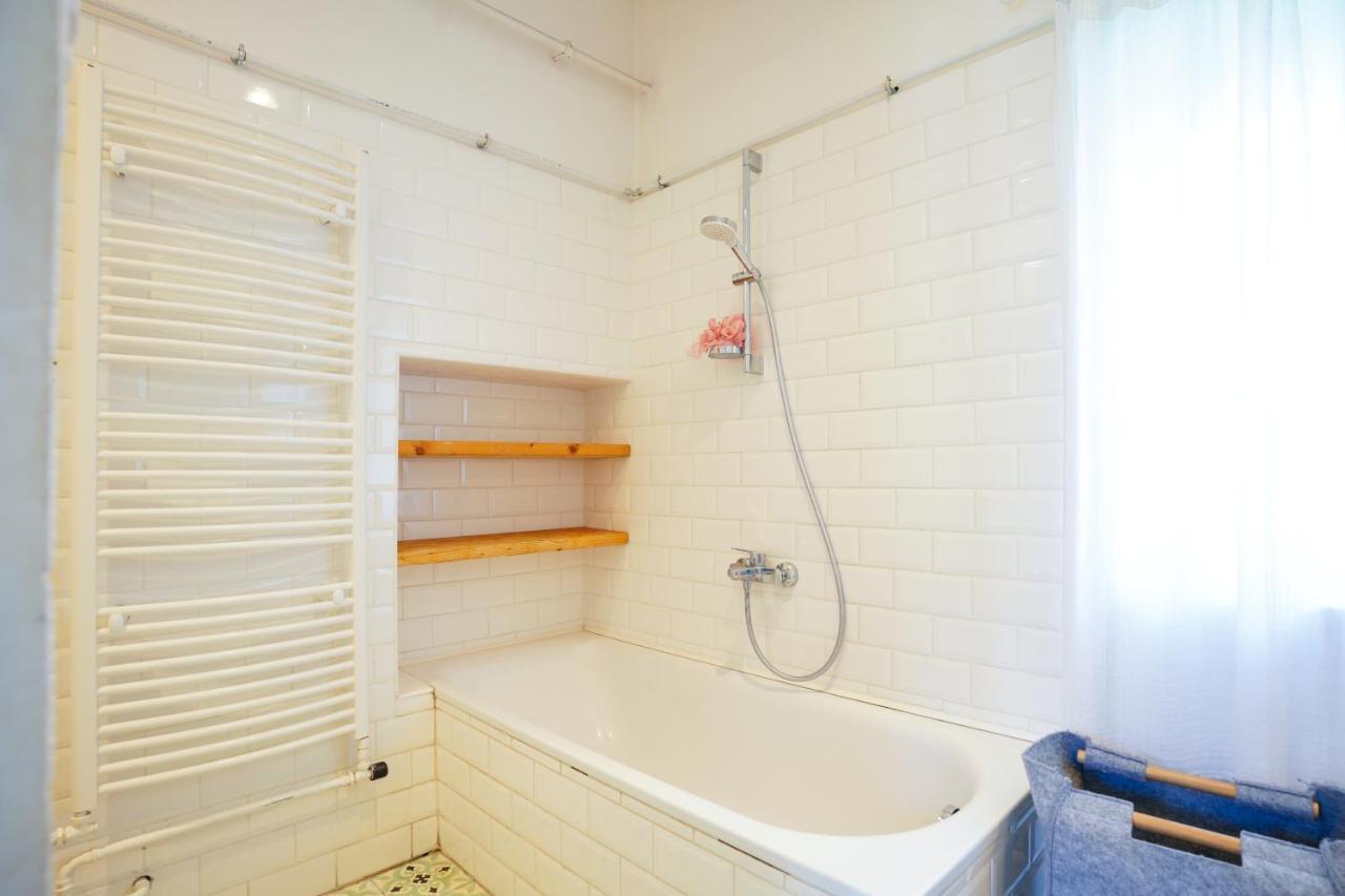 Matyoroza Vendeghaz Apartman Tard Kültér fotó